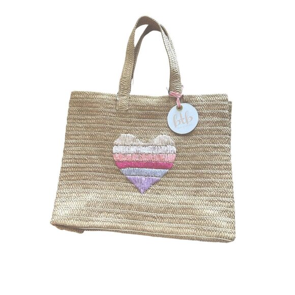 BTB Los Angeles Handbags - BTB Los Angeles Heart Embroidered Straw Beach Bag Tote - NEW W/TAGS